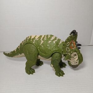 Jurassic World Sinoceratops Roarivores Dinosaur - Mattel